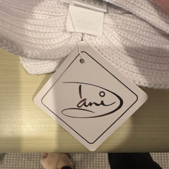 Toddler hat - Picture 3 of 5